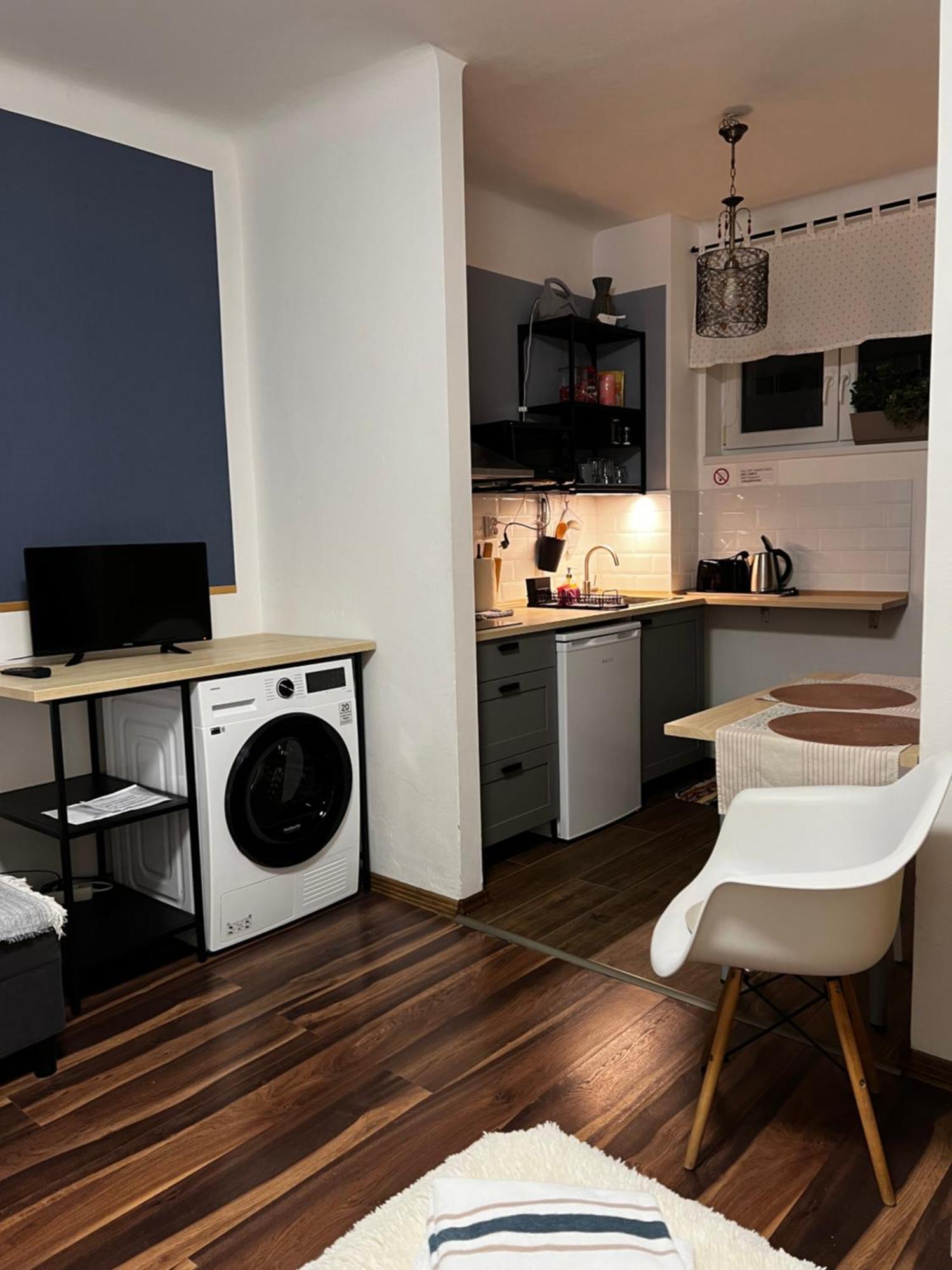 Utesene Apartmany - Bratislava - Trnavske Myto エクステリア 写真